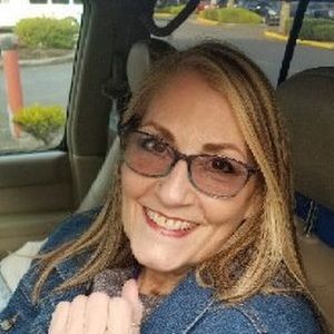 Meet your Posher, Vicki